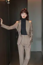 優雅な知性を引き立てるスーツ【通勤用ジャケット・パンツ・ベスト・セットアップ対応】