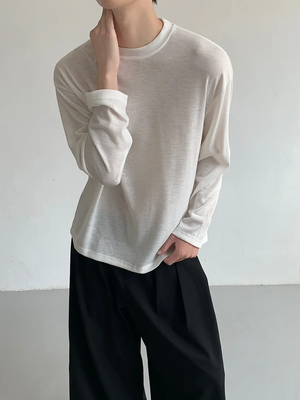 「Tシャツが伸びる」の本当の原因は？長く着用したいなら、この1点が鍵になる