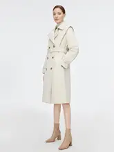 クラシックデザインの長丈ダウンコート【ウエストシェイプ・女性用】