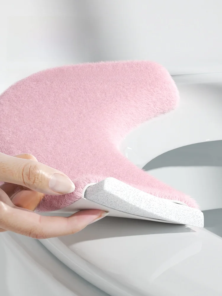介護用品のトイレで悩むなら、この「ふわふわのフロストカバー」が本当の救世主？