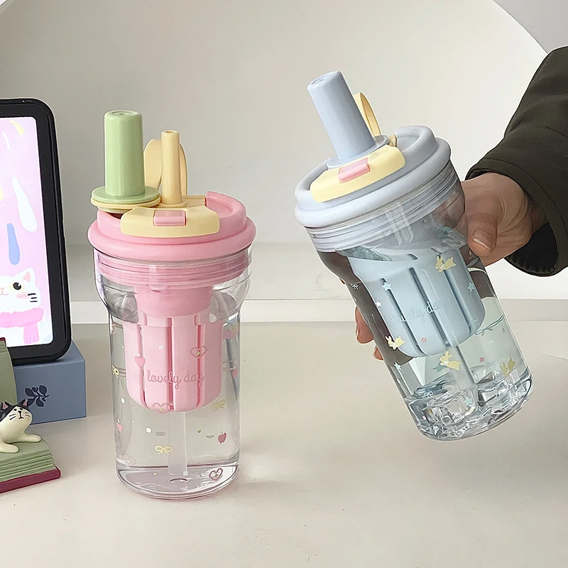 子供用ストロー付き水筒 保温保冷機能を実現する大容量プラスチックカップ