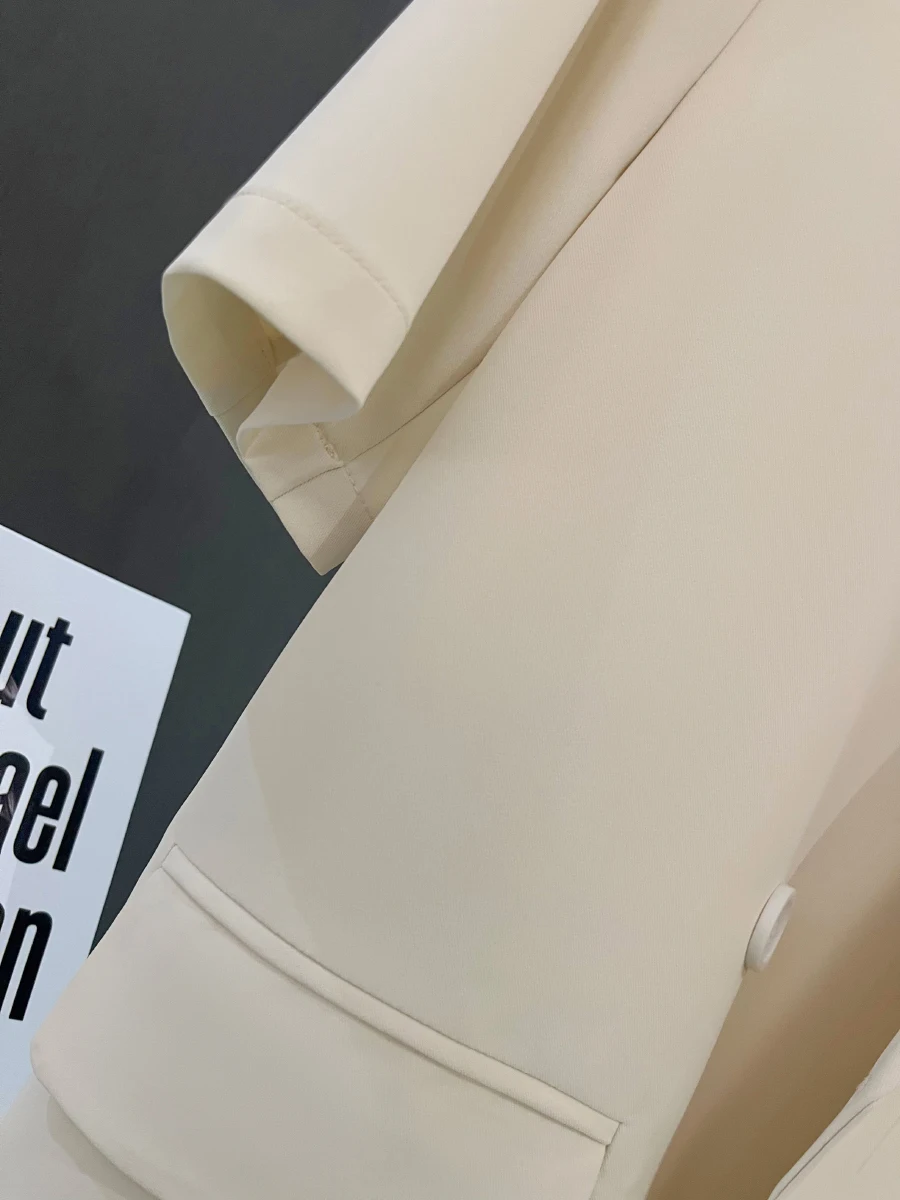 通勤の日常を上品に保つには、どんなジャケットがおすすめ？