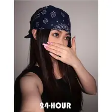 アメリカンビンテージスタイル！ネイビーカシ ューナッツ柄バンダナ【男女兼用・ダンスやストリートファッションに最適】