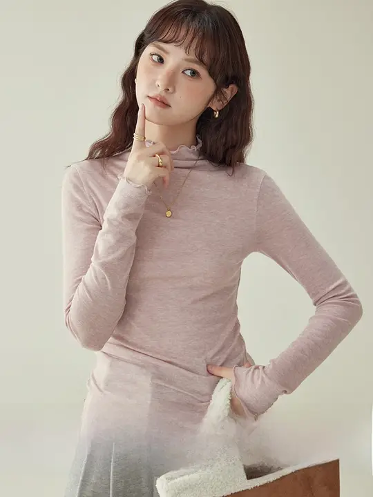 浅紫色の花柄ウール長袖Tシャツ【女性用・フィット感のあるデザイン・春用】