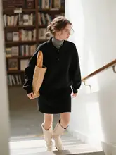 黒色ウールポロ襟スウェットシャツ【春用・膝丈スカート・女性用】（セットアップ対応）