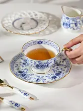 高級骨瓷コーヒーカップとソーサー【エレガントなレッドティーギフトボックス入り】（セットアップ対応）