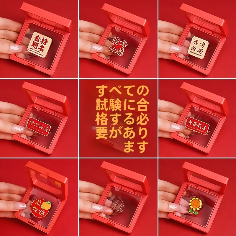 卒業式アクセサリー ゴールド おすすめ：励ましのバッジの実用性とマナーについて