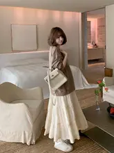 重工刺繍入りフレアスカート【秋用・フリルデザイン・大きいサイズ対応】