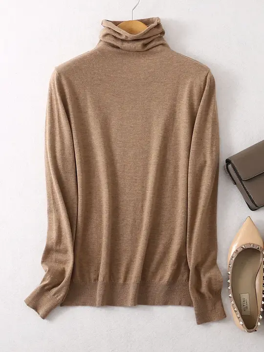 シンプルなハイネックサテンニットトップス【レディース・長袖・秋冬用・極上の柔らかさ】