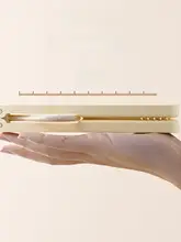 携帯用折りたたみ衣類ハンガー【クリップ付き・伸縮可能・滑り止め・多機能】