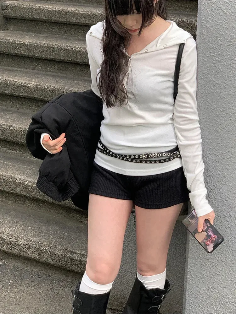 フード付きストライプ長袖Tシャツ【秋用・レディース・スリムフィット・韓国風】