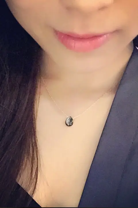 THISNESS 天然黒蝶貝純銀ネックレス【オリジナルデザイン・鎖骨チェーン】