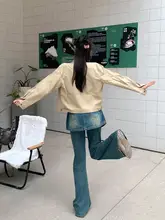 デザイン性のあるフェイクツーピース微フレアデニムパンツ【ハイウエスト・ゆったりフィット・春秋用】（セットアップ対応）
