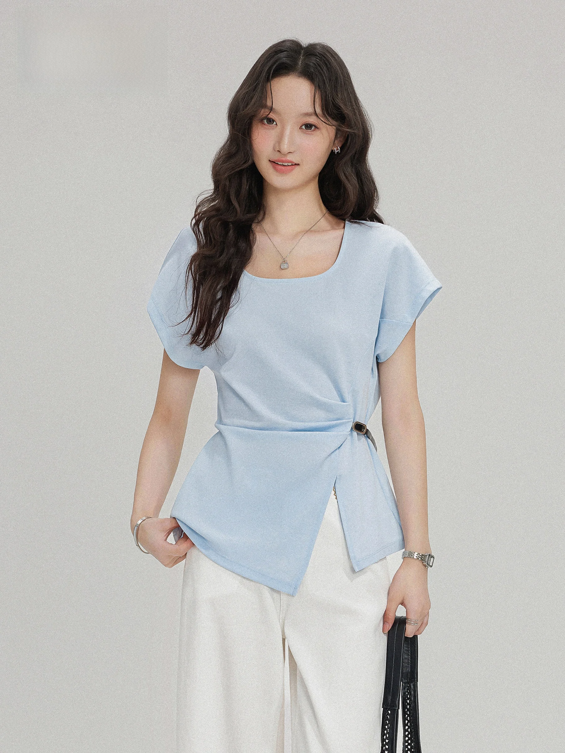 20代前半から30代後半まで、どんなTシャツが「おしゃれ レディース」にぴったり？