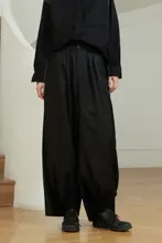ユニークデザインのリバーシブルワイドパンツ【シンプル・長ズボン・黒】（セットアップ対応）