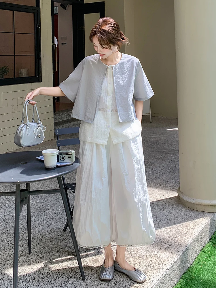 夏に着るベージュトップスのベストなコーデは？厳選5選