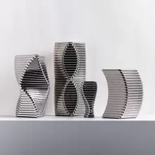 モダンデザインの陶製フラワーベース【シルバー・室内装飾・リビング用】