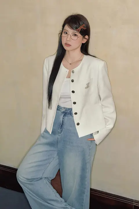 刺繍入りルーズフィットジャケット【大きいサイズ・学院風・高級感】