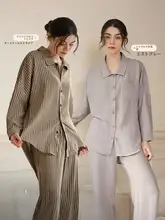 ストライプ柄の長袖ルーズフィットパジャマ【快適な秋用・外出対応】