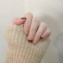 赤い金縁フレンチスタイル手作りネイルチップ【結婚式向け・優雅な印象・指先を美しく見せる】