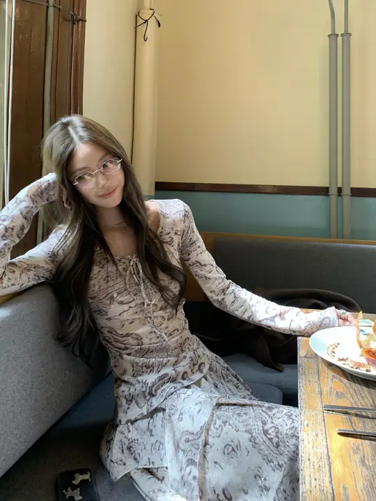秋冬コーデに最適！腰果花柄ニットインナー【女性用・デザイントップス・兼用ボトム】（セットアップ対応）
