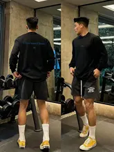 オーバーサイズの長袖Tシャツ【春用・コットン・小さめのネックライン・大人用】