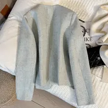 グレーグリーンの短いジャケット【春秋用・レディース・洗練されたデザイン】（セットアップ対応）