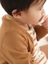 コアラデザインの赤ちゃん用薄手アウター【春秋用・カーディガン・ストレッチ素材】