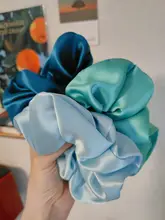 清涼感漂うティファニーブルーのヘアゴム【自作・エレガントなフレンチスタイル】