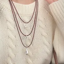 赤い紐の引き紐さくらんぼリボンペンダントネックレス【秋冬用・シンプルデザイン】
