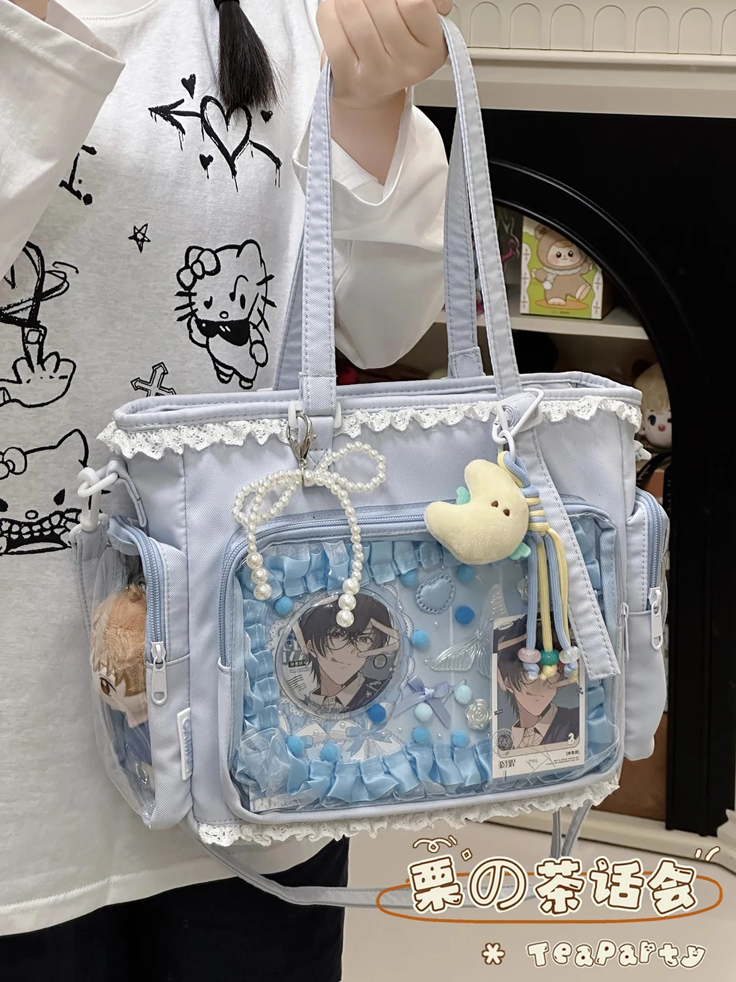 透明な二次元デザインのショルダーバッグ：かわいい通勤向けトートバッグの実用性と設計分析