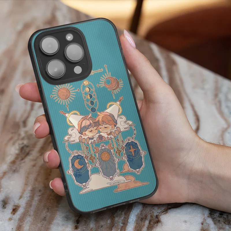 イラストレーターとのコラボ！スマートフォンケースはデザイン性と保護性を両立
