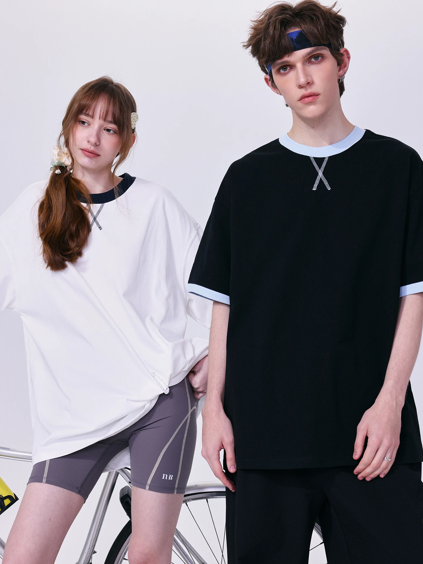 人気のモード系Tシャツとは？その本質と、日常に溶け込む選び方