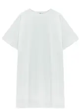 ゆったりとした膝下丈のTシャツワンピース【コットン・カジュアルスタイル・夏用】