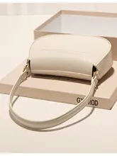 ファッション鞍型ショルダーバッグ【カジュアル・斜め掛け・女性用】