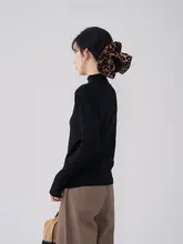 シンプルな半高領長袖ニットインナー【秋用・柔らかい触感・女性用】