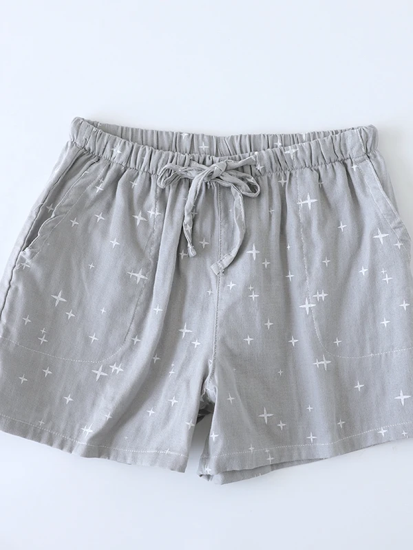 吸汗性に優れたコットンショートパンツ：チェック柄の夏用ルームウェア選びの実証