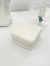 高級レザー製 アクセサリー収納ボックス【リング・ネックレス・ピアス用・携帯便利】