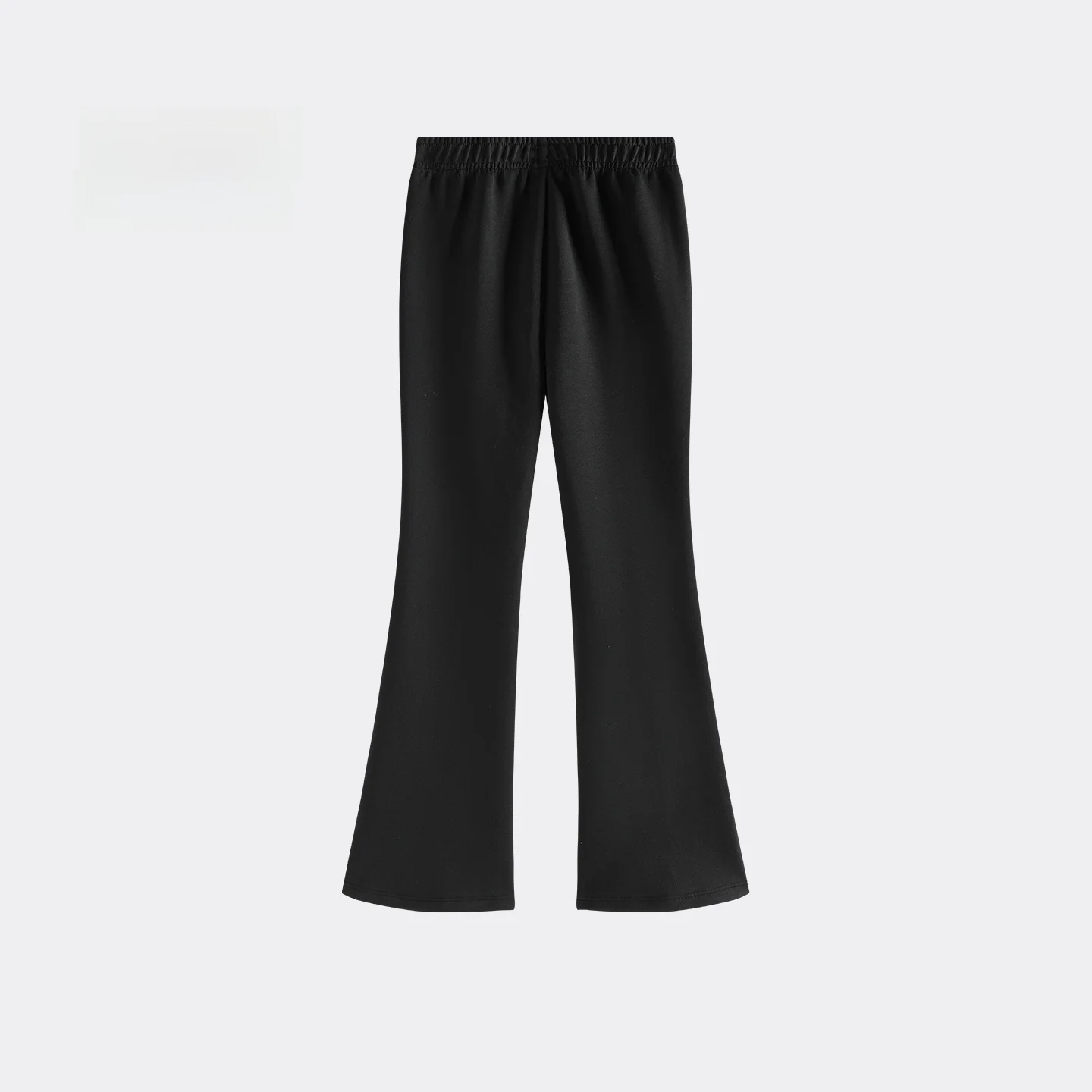 スポーツウェアパンツ レディースは、どんな素材とデザインがおすすめ？