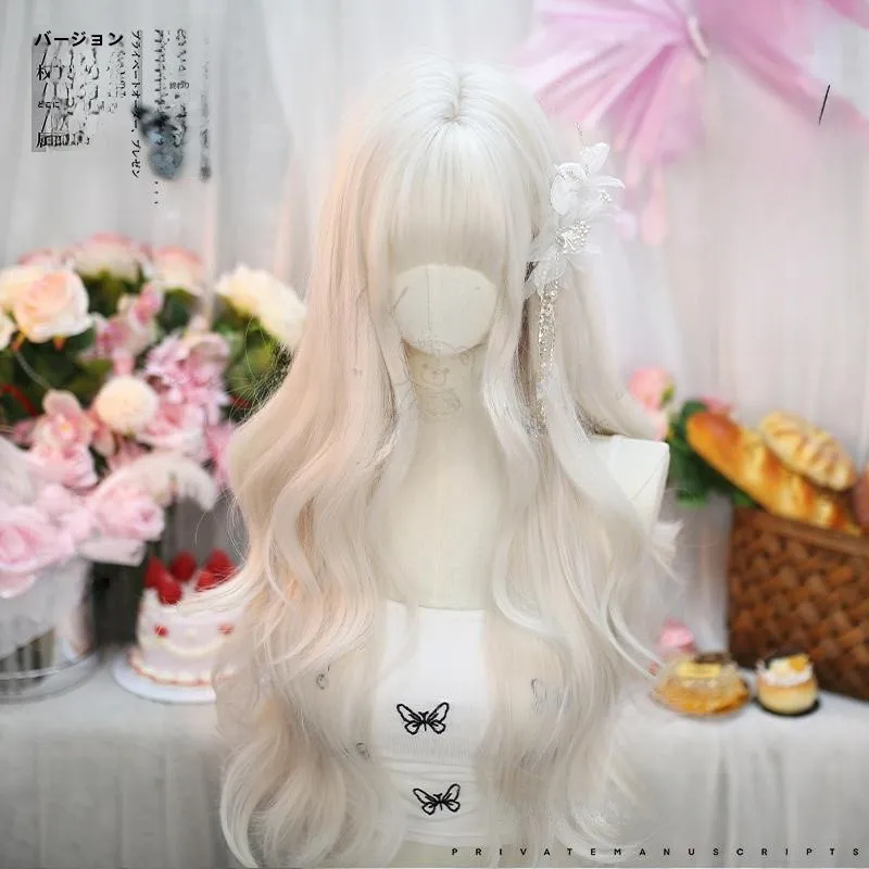 ロングヘア前髪ありで若々しさを保つには？ロリータ風波浪ウェーブウィッグが解決するリアルな質感の秘密