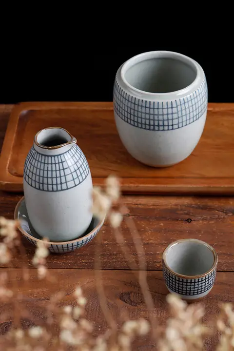 竹節デザインの陶器製清酒壺【おしゃれでレトロな食器・飲み物用】