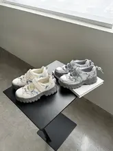 蝶結びデザインのマリージェーンシューズ【厚底・マジックテープ・スポーティー】