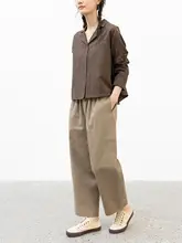秋冬用 コットン製 カーキ色のフィットパンツ【ウエストゴム・シンプルデザイン】