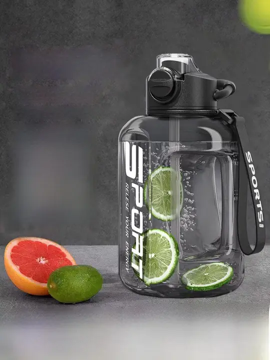 夏用 大容量 吸管付き水筒【耐熱・アウトドア・男女兼用・トレーニング用】