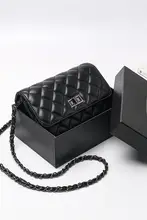 ショルダーチェーン付きハンドバッグ【ダイヤモンドキルティング・ソフトレザー】（セットアップ対応）