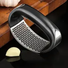 にんにく潰し器 家庭用 304ステンレス製 手動 にんにく潰し神器
