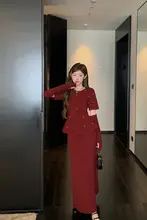 クリスマス＆新年向け 赤いニットワンピース【秋冬用・高級感・ニット素材】（セットアップ対応）