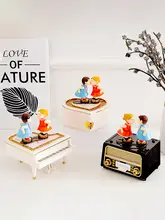 音楽ボックス 彼女への プレゼント バレンタインデー 誕生日 ギフト 創造的な回転ダンスキス ピアノ ラジオ