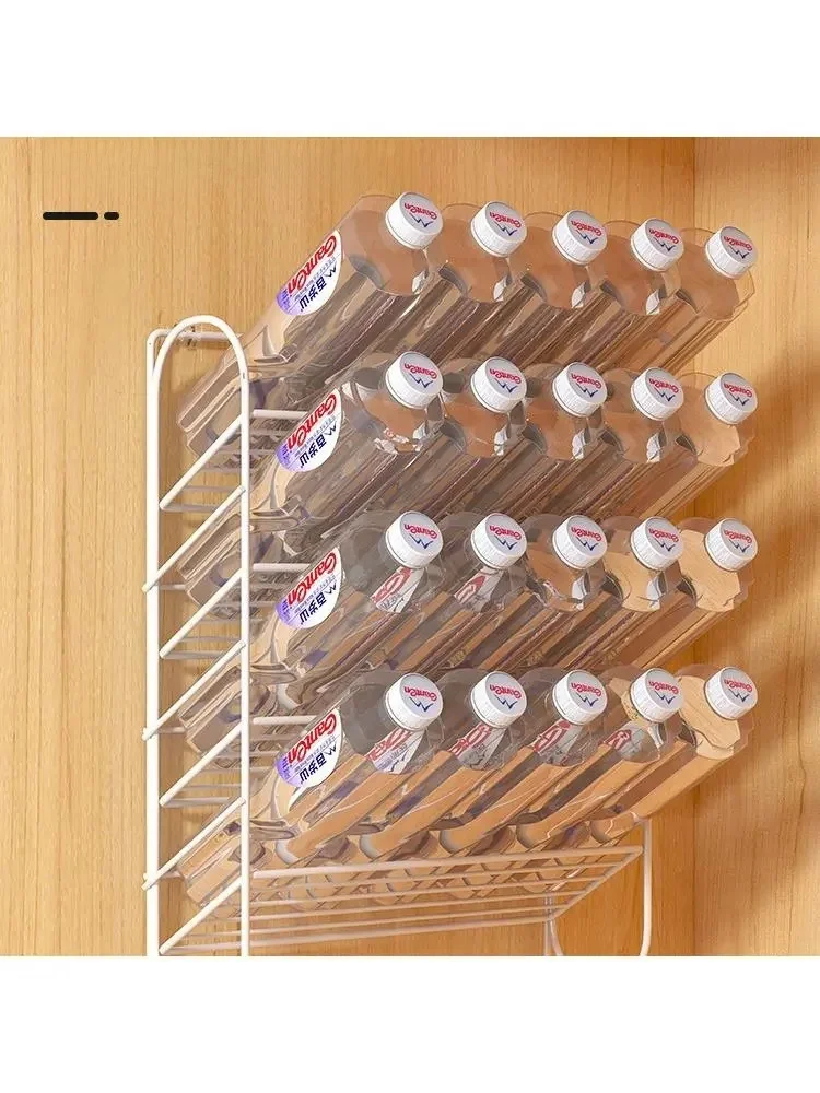 壁掛け収納袋：クローゼットの中収納に最適なカーボンスチール製ラックの実用性