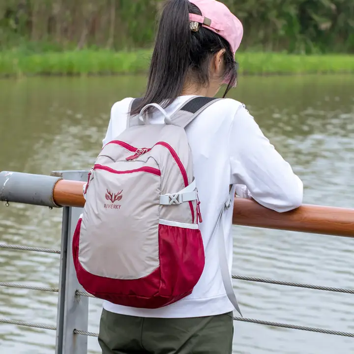 軽量折りたたみリュックサック レディース【アウトドア・旅行用・ハイキング対応】